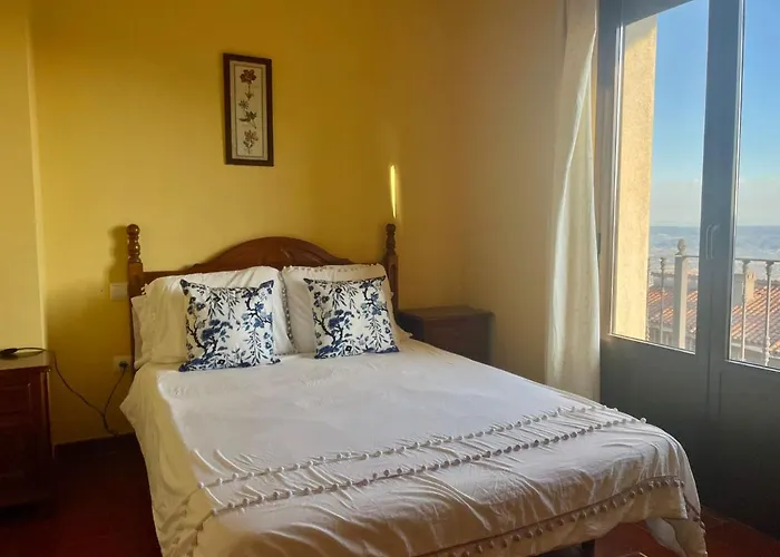 Luna De Gredos - Con Bano En * Pedro Bernardo