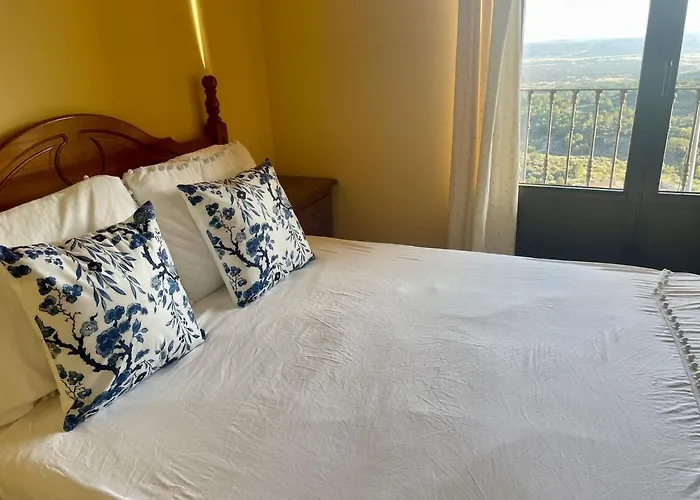 Luna De Gredos - Con Bano En * Pedro Bernardo